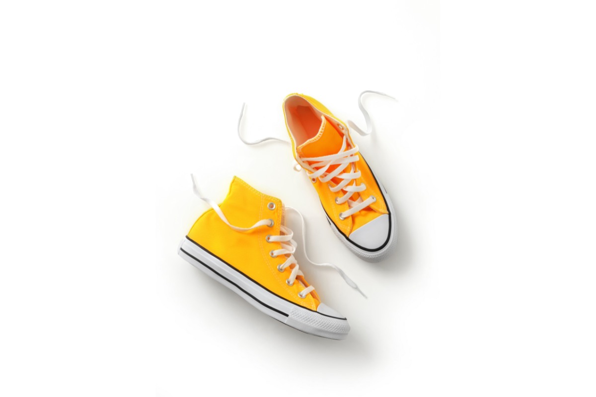 Logo scarpe: farlo apparire come nuovo 