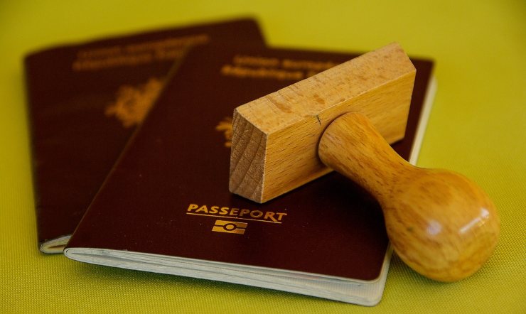 Come dimezzare i tempi richiesta passaporto?
