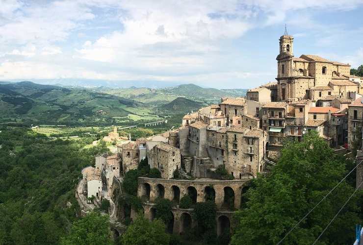 Il significato del nome di Bomba, in Abruzzo