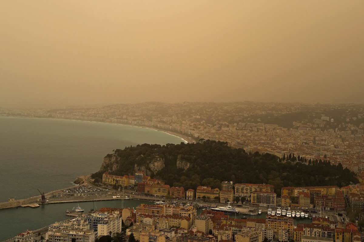 cielo giallo in Italia