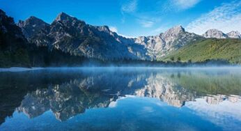 È uno dei laghi più belli del mondo eppure lo conoscono poche persone: è un vero sogno